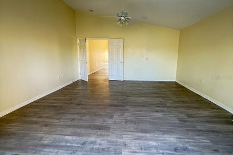 Townhouse in Kissimmee, Florida 4 bedrooms, 202.16 sq.m. № 1866900 - photo 21