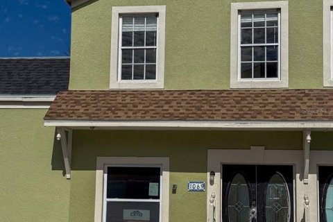 Townhouse in Kissimmee, Florida 4 bedrooms, 202.16 sq.m. № 1866900 - photo 1