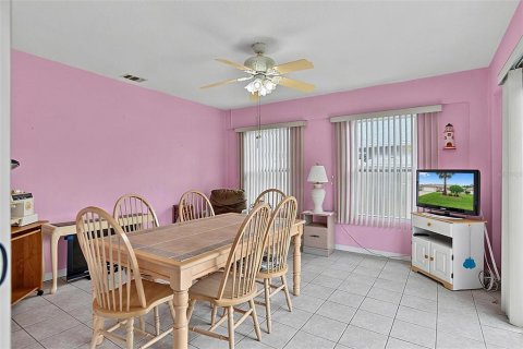 Villa ou maison à vendre à Palm Coast, Floride: 3 chambres, 160.91 m2 № 2283772 - photo 21