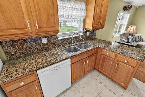 Villa ou maison à vendre à Palm Coast, Floride: 3 chambres, 160.91 m2 № 2283772 - photo 15