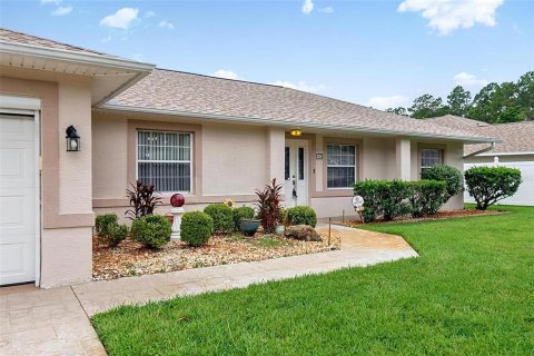 Villa ou maison à vendre à Palm Coast, Floride: 3 chambres, 160.91 m2 № 2283772 - photo 4