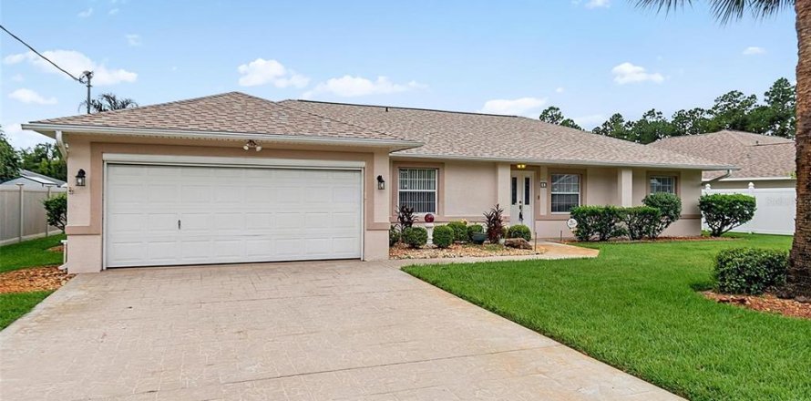 Villa ou maison à Palm Coast, Floride 3 chambres, 160.91 m2 № 2283772