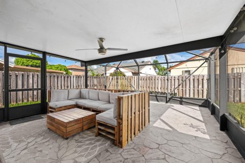 Villa ou maison à vendre à Sunrise, Floride: 4 chambres, 220.74 m2 № 2407968 - photo 30