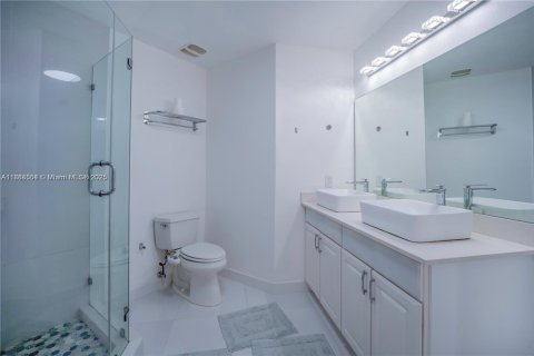 Copropriété à louer à Aventura, Floride: 3 chambres, 126.81 m2 № 1938787 - photo 10
