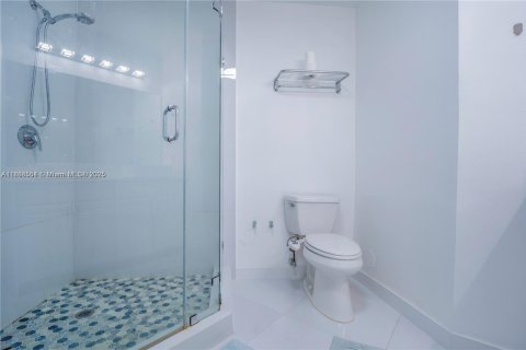 Condominio en alquiler en Aventura, Florida, 3 dormitorios, 126.81 m2 № 1938787 - foto 9