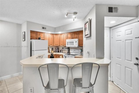 Copropriété à vendre à Sunrise, Floride: 1 chambre, 69.03 m2 № 1826010 - photo 28