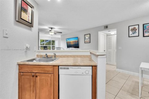 Copropriété à vendre à Sunrise, Floride: 1 chambre, 69.03 m2 № 1826010 - photo 24