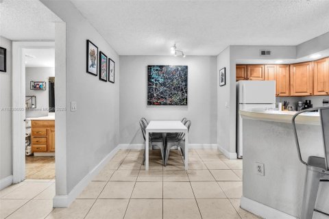 Copropriété à vendre à Sunrise, Floride: 1 chambre, 69.03 m2 № 1826010 - photo 19