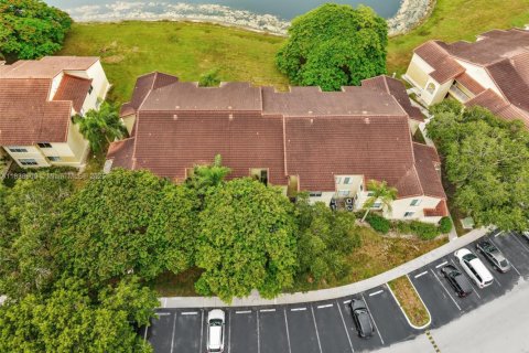 Copropriété à vendre à Sunrise, Floride: 1 chambre, 69.03 m2 № 1826010 - photo 16