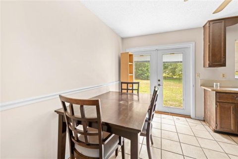 House in Weeki Wachee, Florida 2 bedrooms, 80.27 sq.m. № 2394256 - photo 9