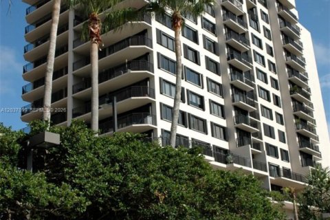Снять в аренду кондоминиум в Майами, Флорида 3 спальни, 144.93м2, № 2145833 - фото 4