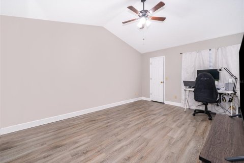Condominio en venta en Lake Mary, Florida, 1 dormitorio, 77.29 m2 № 1446732 - foto 11