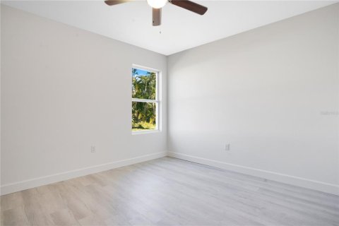 Apartment in Englewood, Florida 3 bedrooms, 107.95 sq.m. № 2205667 - photo 9