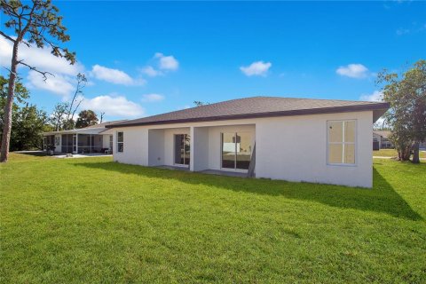 Apartment in Englewood, Florida 3 bedrooms, 107.95 sq.m. № 2205667 - photo 12