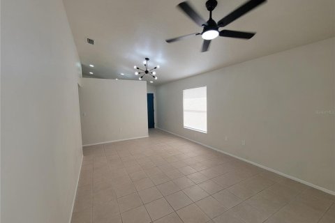 House in Bradenton, Florida 3 bedrooms, 95.04 sq.m. № 1800400 - photo 19