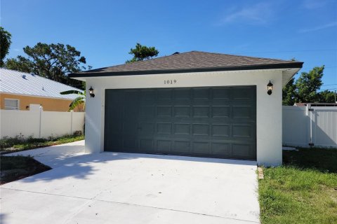 House in Bradenton, Florida 3 bedrooms, 95.04 sq.m. № 1800400 - photo 3