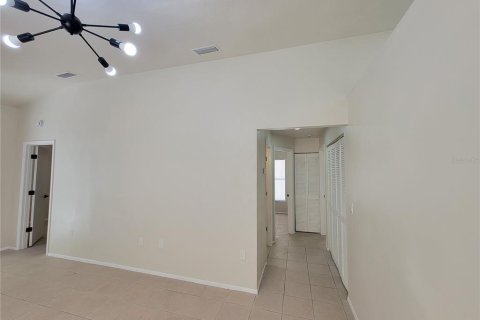 House in Bradenton, Florida 3 bedrooms, 95.04 sq.m. № 1800400 - photo 12