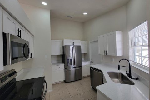 House in Bradenton, Florida 3 bedrooms, 95.04 sq.m. № 1800400 - photo 6