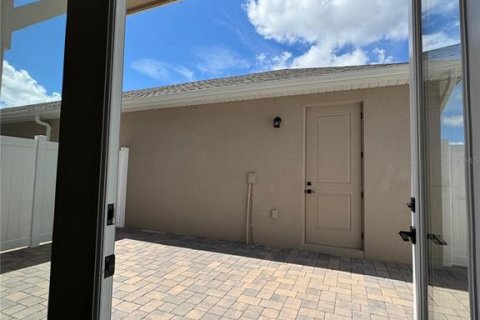 Townhouse in Winter Garden, Florida 4 bedrooms, 204.38 sq.m. № 1852981 - photo 11