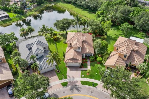 House in Parkland, Florida 4 bedrooms, 256.04 sq.m. № 2088097 - photo 2