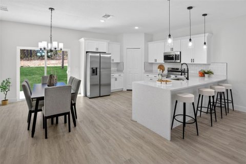 Villa ou maison à vendre à Citrus Springs, Floride: 4 chambres, 170.29 m2 № 2136414 - photo 8