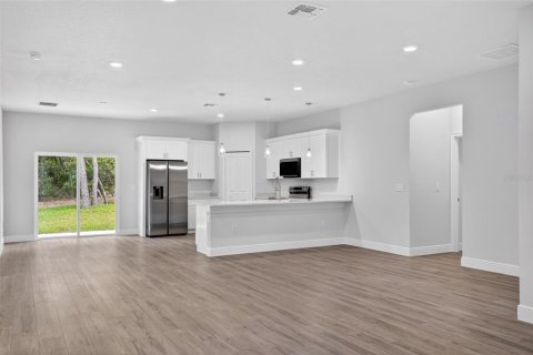 Villa ou maison à vendre à Citrus Springs, Floride: 4 chambres, 170.29 m2 № 2136414 - photo 10