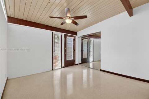Casa en alquiler en Fort Lauderdale, Florida, 2 dormitorios, 112.5 m2 № 1943742 - foto 18