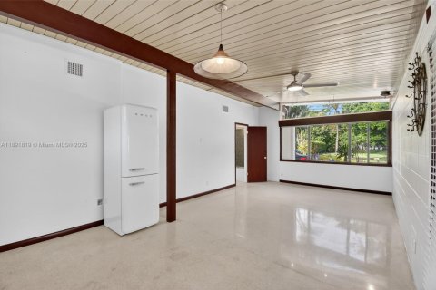 Casa en alquiler en Fort Lauderdale, Florida, 2 dormitorios, 112.5 m2 № 1943742 - foto 6