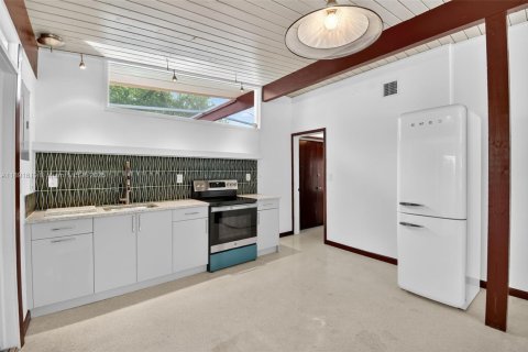 Casa en alquiler en Fort Lauderdale, Florida, 2 dormitorios, 112.5 m2 № 1943742 - foto 8