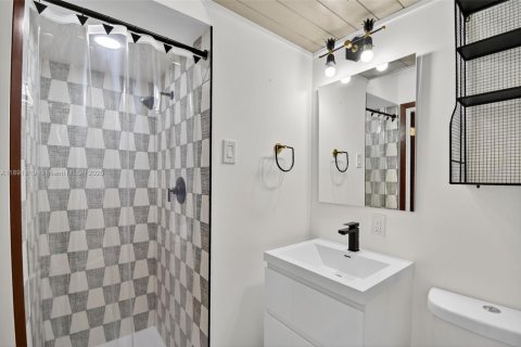 Casa en alquiler en Fort Lauderdale, Florida, 2 dormitorios, 112.5 m2 № 1943742 - foto 22