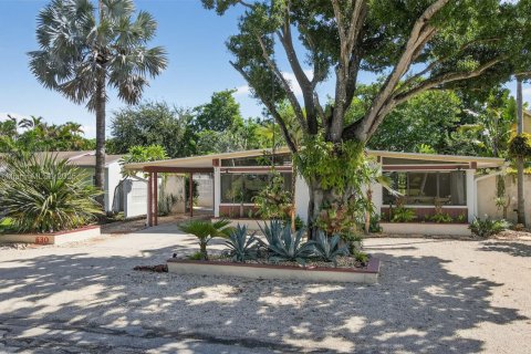 Casa en alquiler en Fort Lauderdale, Florida, 2 dormitorios, 112.5 m2 № 1943742 - foto 1