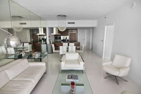 Condo in Miami, Florida, 1 bedroom  № 1890832 - photo 7