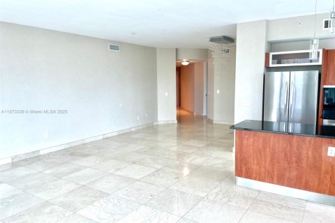 Condo in Aventura, Florida, 3 bedrooms  № 1921146 - photo 5
