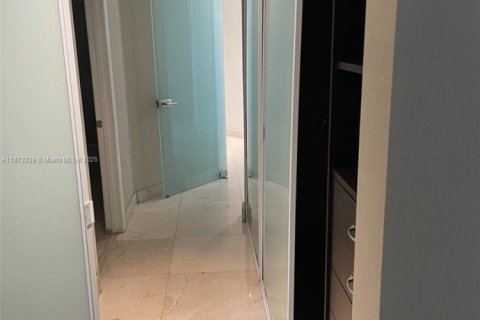 Condo in Aventura, Florida, 3 bedrooms  № 1921146 - photo 30