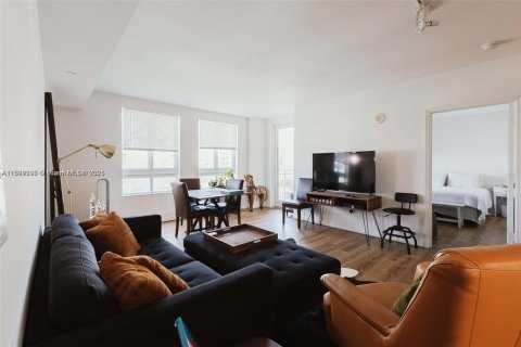 Condominio en venta en Miami, Florida, 2 dormitorios, 109.9 m2 № 1928964 - foto 6
