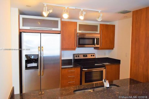 Condominio en venta en Miami, Florida, 2 dormitorios, 109.9 m2 № 1928964 - foto 5