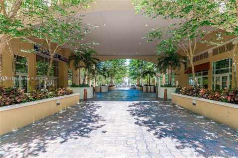 Condominio en venta en Miami, Florida, 2 dormitorios, 109.9 m2 № 1928964 - foto 17