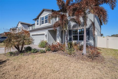 Casa en Riverview, Florida 5 dormitorios, 337.98 m2 № 2124424