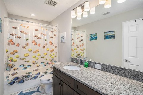 House in Riverview, Florida 5 bedrooms, 337.98 sq.m. № 2124424 - photo 25