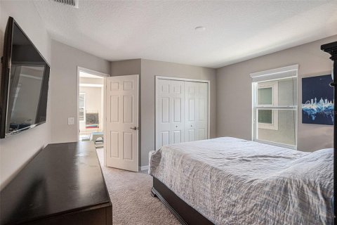 House in Riverview, Florida 5 bedrooms, 337.98 sq.m. № 2124424 - photo 27