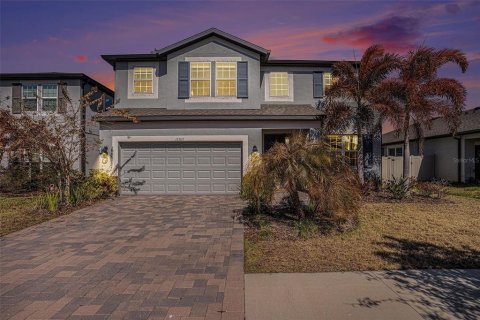 House in Riverview, Florida 5 bedrooms, 337.98 sq.m. № 2124424 - photo 2