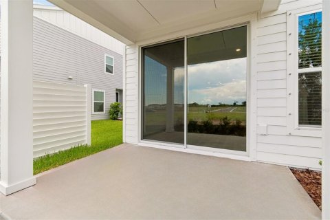 Townhouse in Apollo Beach, Florida 3 bedrooms, 150.41 sq.m. № 2152127 - photo 27