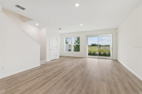Townhouse in Apollo Beach, Florida 3 bedrooms, 150.41 sq.m. № 2152127 - photo 11
