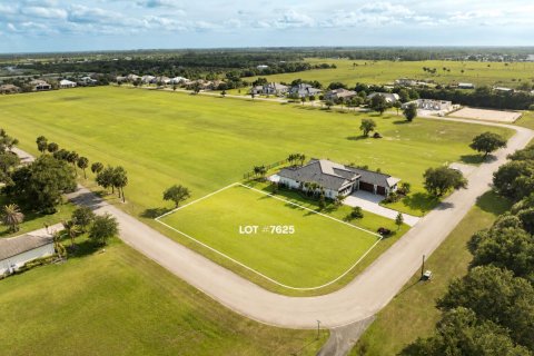 Villa ou maison à vendre à Vero Beach, Floride: 4 chambres, 337.79 m2 № 2245746 - photo 2