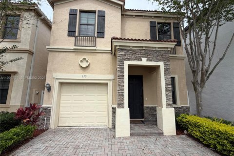 Casa en alquiler en Miami, Florida, 3 dormitorios, 167.97 m2 № 2058808 - foto 2