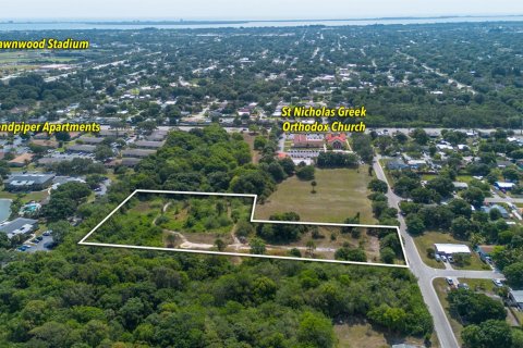 Commercial property in St. Lucie, Florida № 2083037