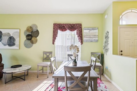 House in New Port Richey, Florida 2 bedrooms, 128.58 sq.m. № 1918672 - photo 18