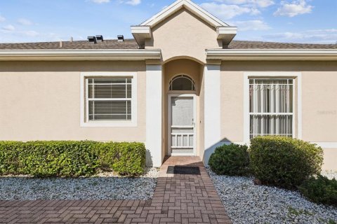 House in New Port Richey, Florida 2 bedrooms, 128.58 sq.m. № 1918672 - photo 3