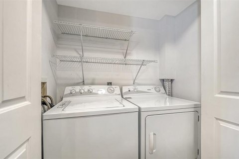 Condo in Sarasota, Florida, 2 bedrooms № 2142367 - photo 29
