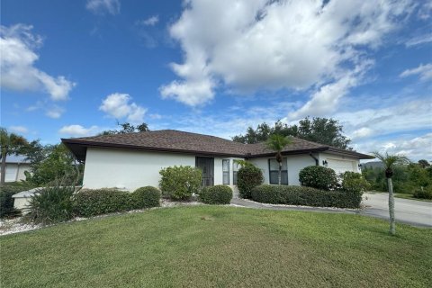 Casa en venta en Port Charlotte, Florida, 3 dormitorios, 135.36 m2 № 1902597 - foto 6